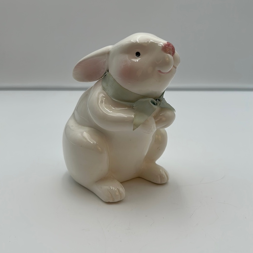 Vintage Midwest Of Cannon Falls White Ceramic Bunny